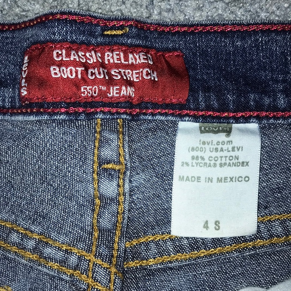 VINTAGE Levi’s Relaxed Bootcut Stretch 550™️ Jeans - Picture 4 of 6